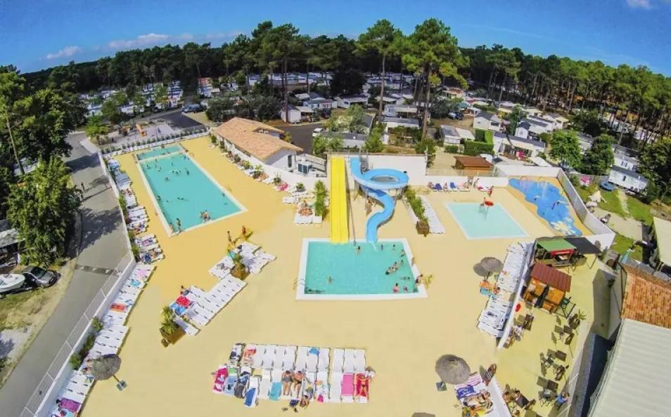 Hotel A La Brise Du Ferret à Lège-Cap-Ferret Extérieur photo
